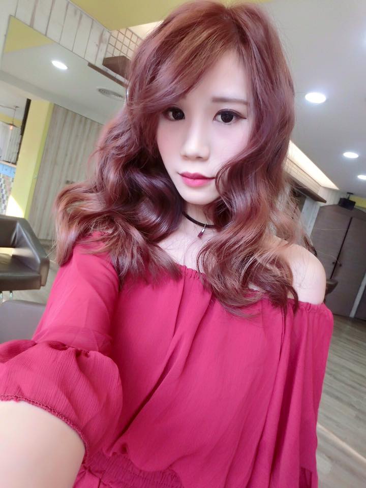 台中燙髮,台中染髮,台中剪髮,粉粉霧霧莓果色