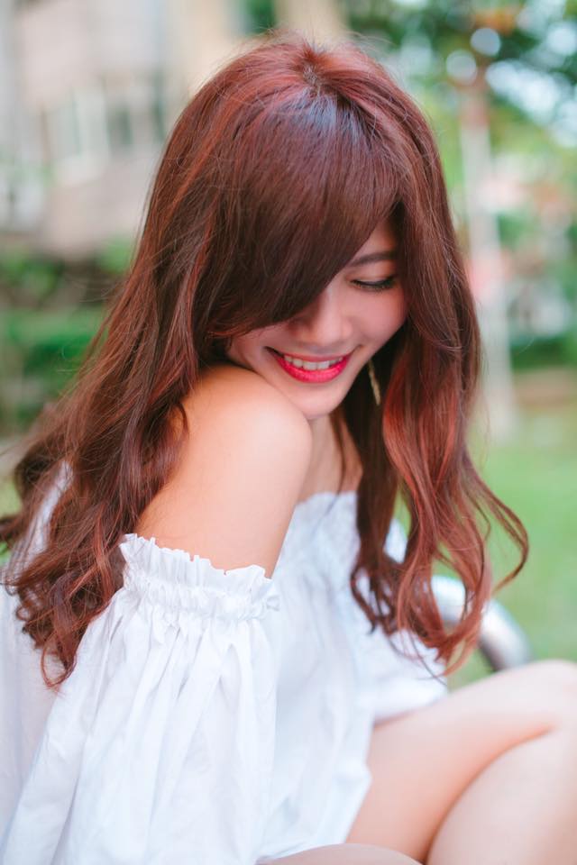 台中燙髮,台中染髮,台中剪髮,台中一中染髮,楓葉紅髮色