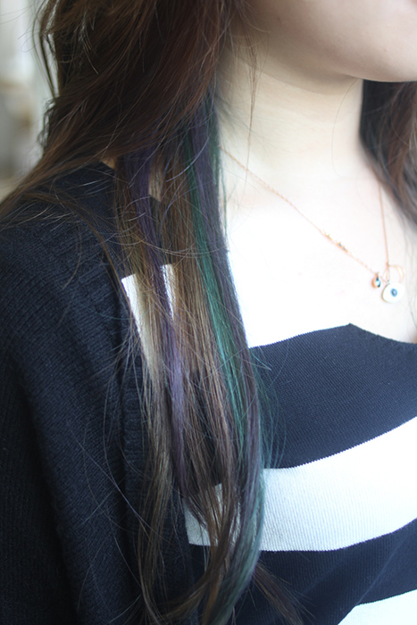 台中染髮,台中剪髮,亞麻色拼接綠藍紫色 