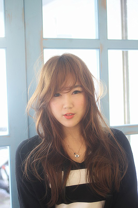 台中染髮,台中剪髮,亞麻色拼接綠藍紫色 