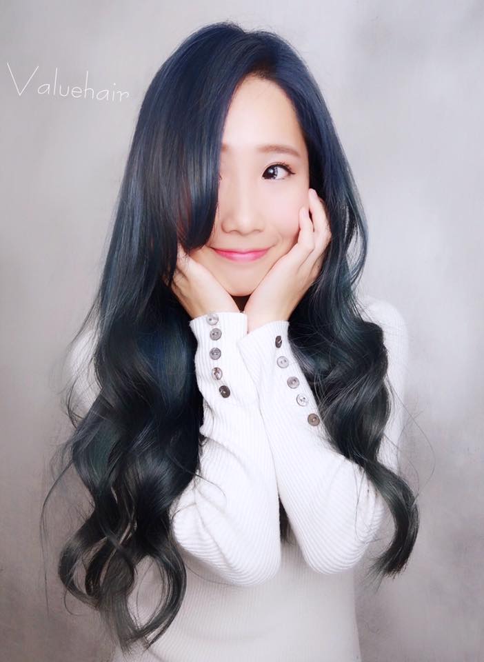 金屬光澤藍綠漸層,台中染髮,台中剪髮,台中燙髮推薦