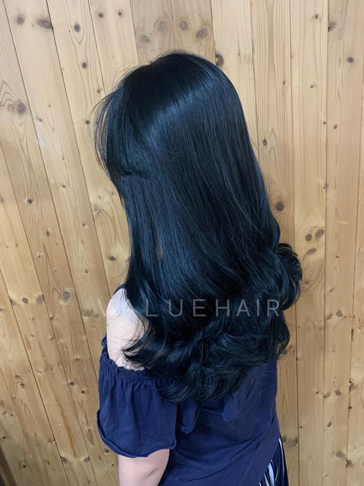 台中染髮深墨藍綠色髮色