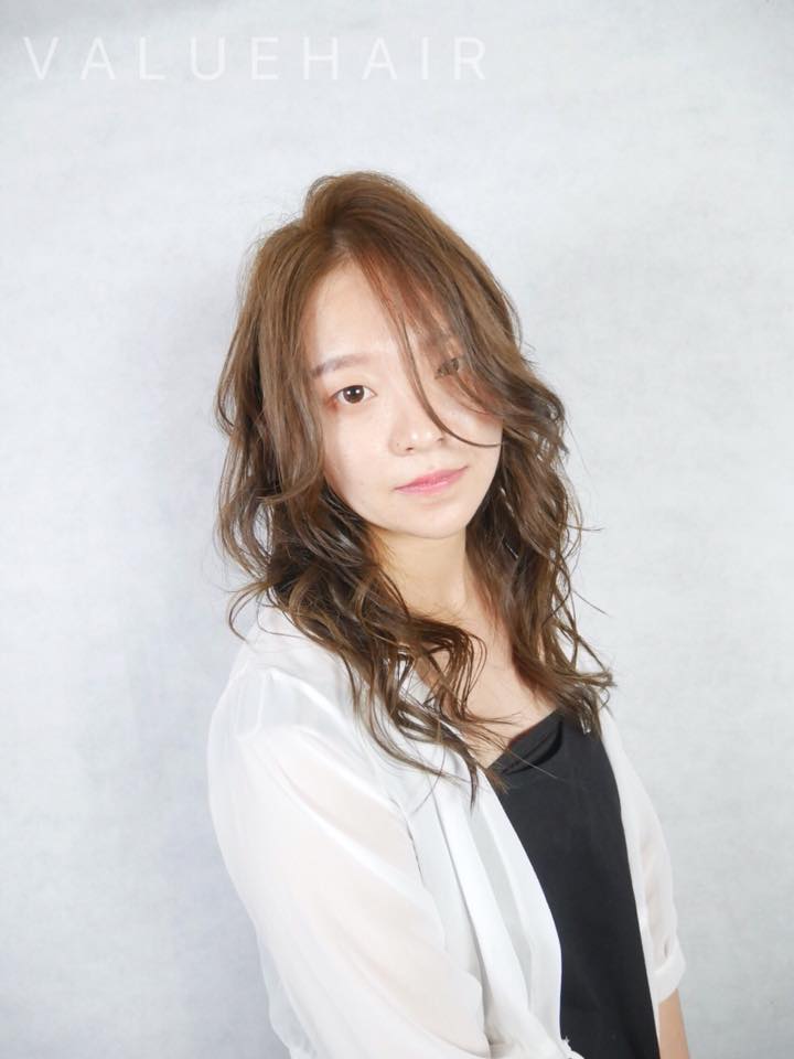 【台中染髮】霧面亞麻棕髮色