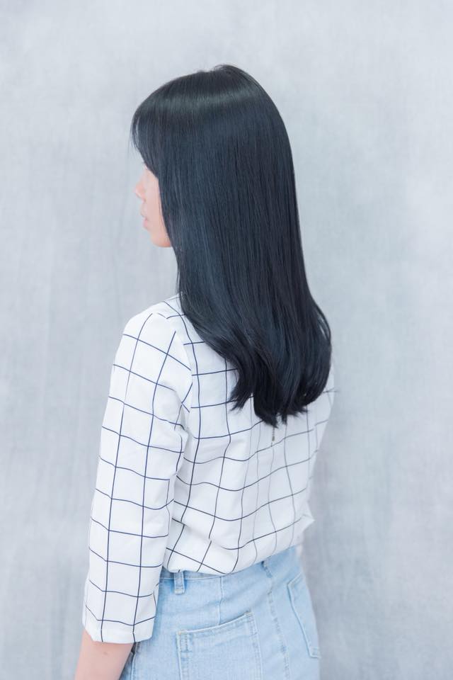 台中染髮推薦霧面藍黑色髮色，台中剪髮、台中燙髮