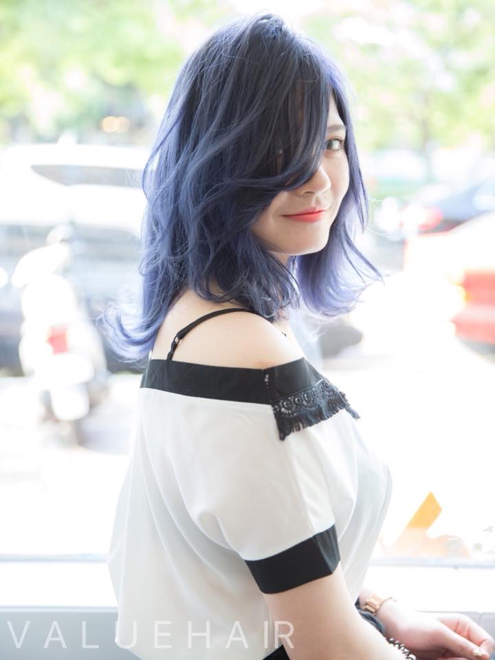 台中染髮推薦霧面藍紫色髮色，台中剪髮、台中燙髮